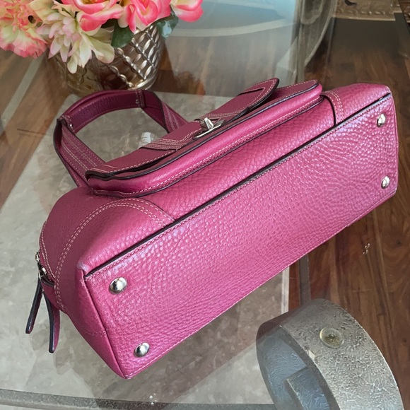 Coach Satchel - Picture 12 of 16